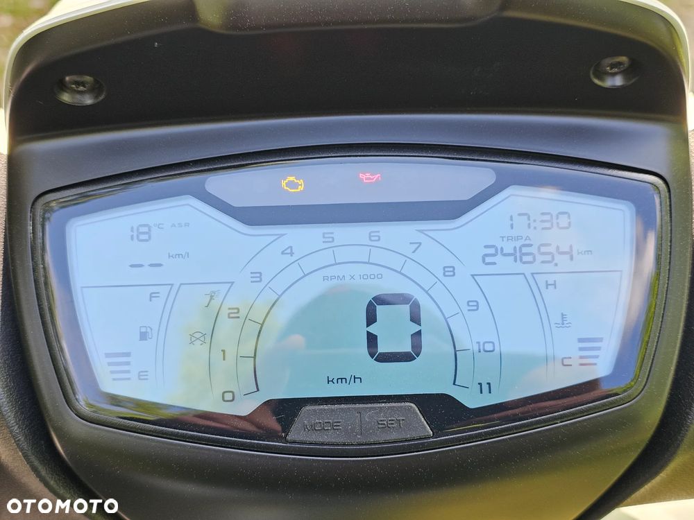 Piaggio Medley - 10