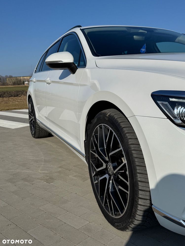 Volkswagen Passat 2.0 TDI EVO Elegance DSG - 35