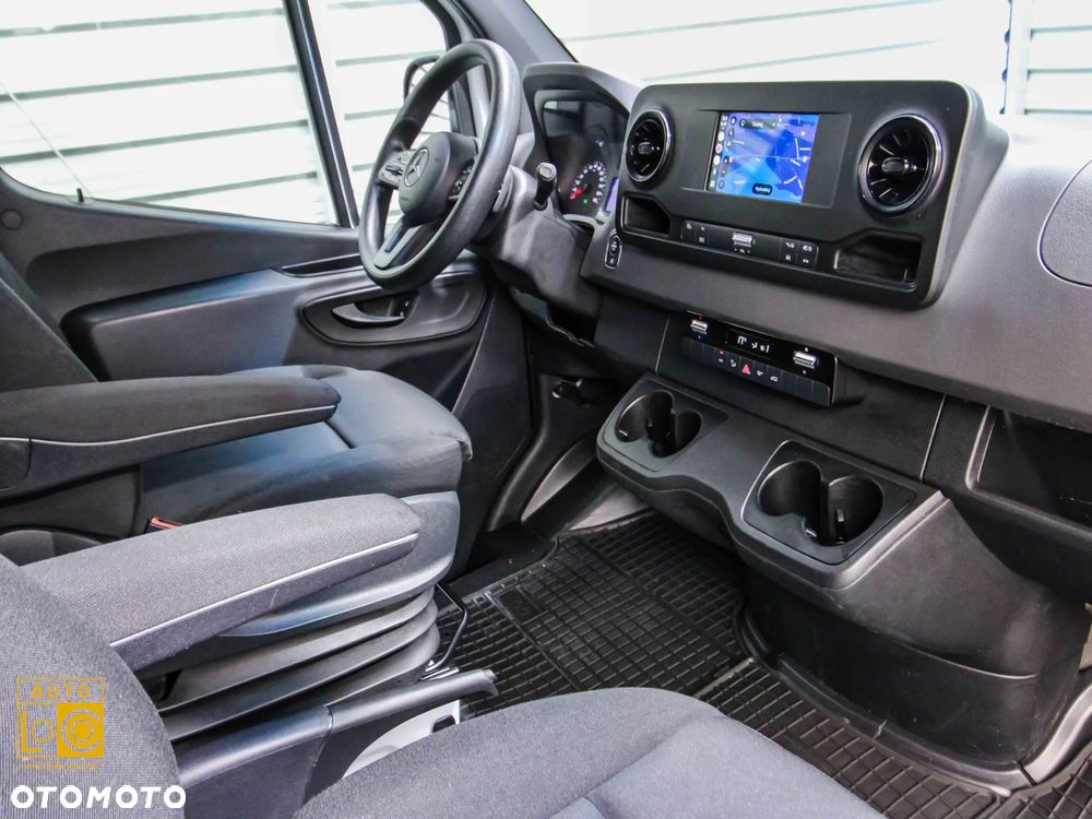 Mercedes-Benz SPRINTER MAXI LONG BRYGADÓWKA 5 OSÓB - 16