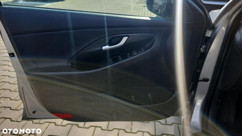 Hyundai i30 - 11