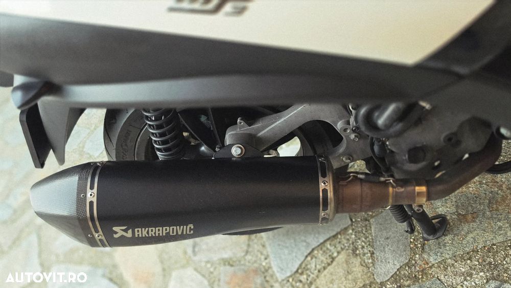 Piaggio MP3 500 Sport - 5