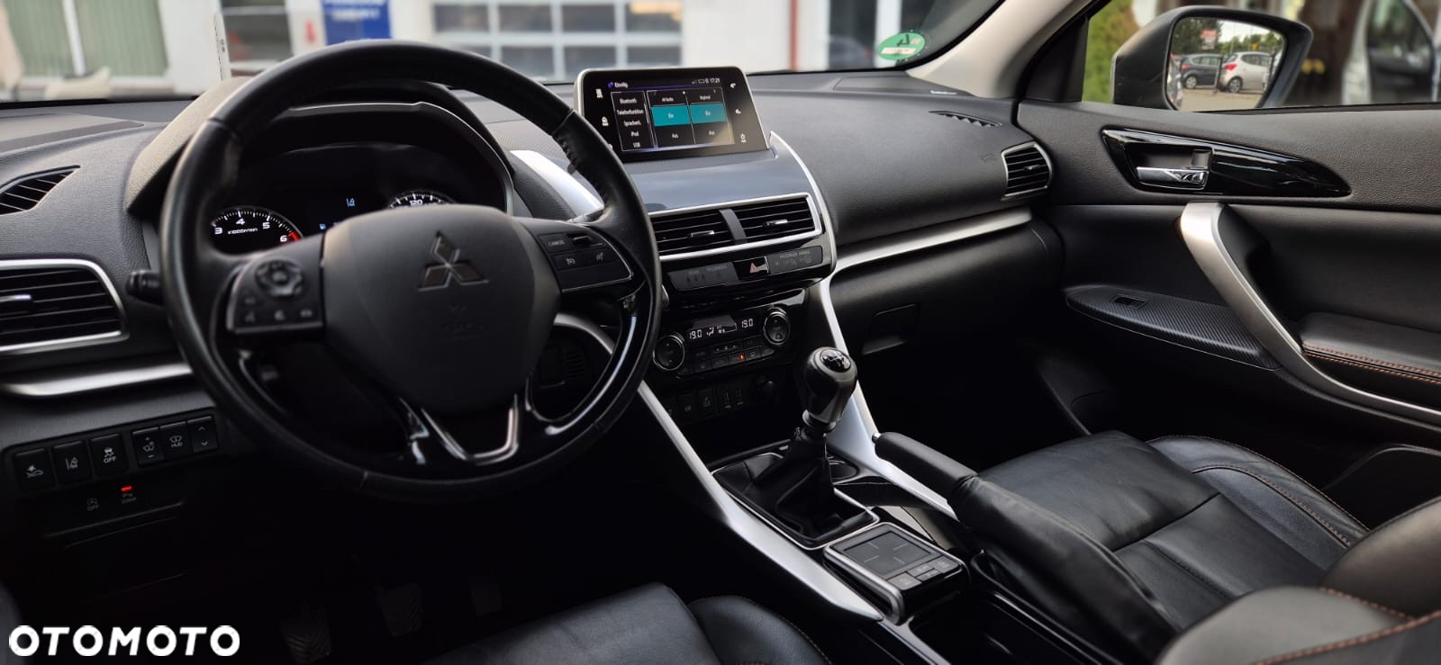 Mitsubishi Eclipse Cross - 31