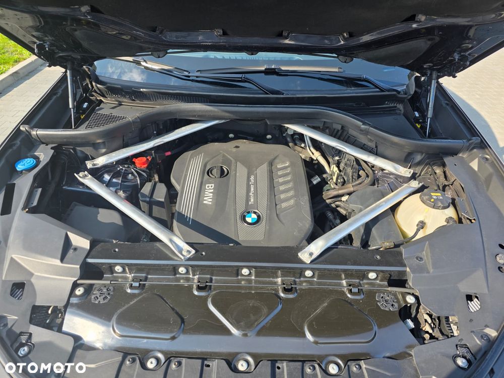 BMW X6 - 12