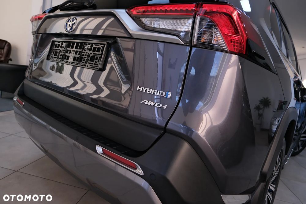 Toyota RAV4 2.5 Hybrid Black Edition by JBL 4x4 - 12