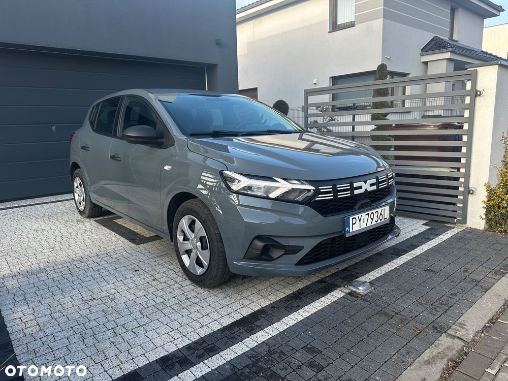Dacia Sandero SCe 65 Essential - 1