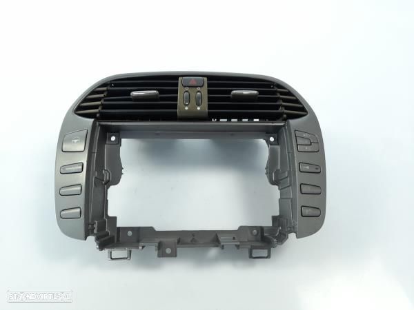 Moldura / Estrutura Consola Central / Rádio Fiat Bravo Ii (198_) - 1