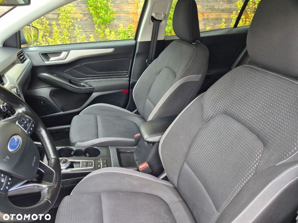 Ford Focus - 11