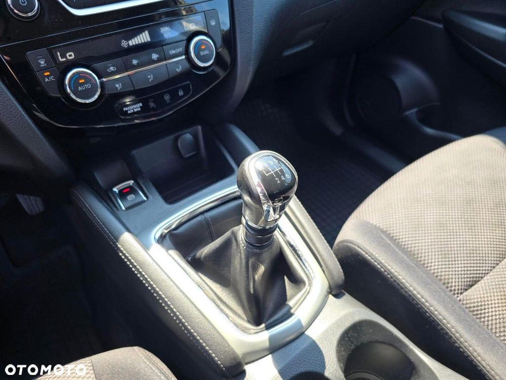 Nissan Qashqai 1.2 DIG-T Acenta EU6 - 20