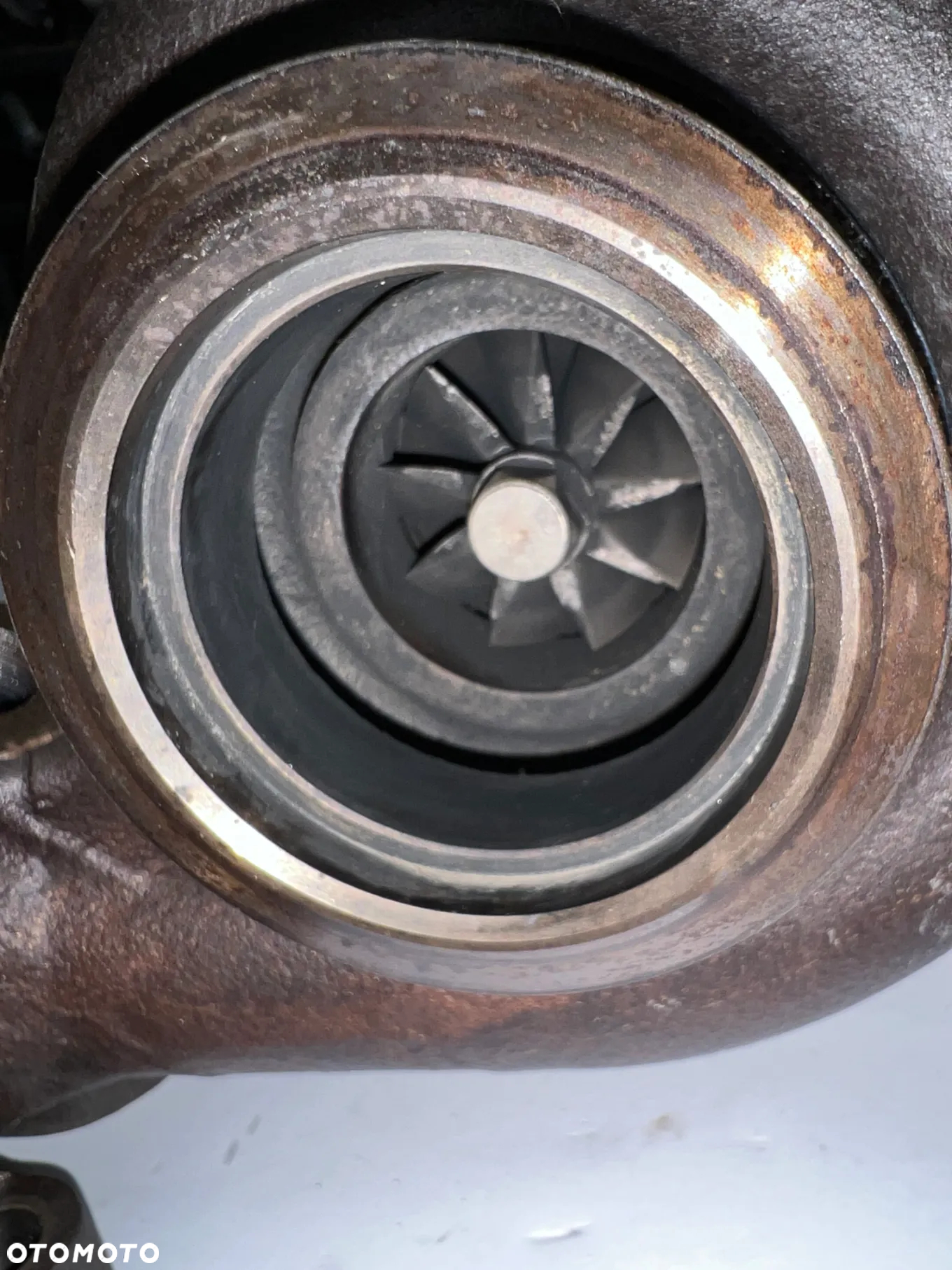 Audi A4 A5 A6 2,0TDi turbina 04L253056L 04L253010L 04L253010S - 3