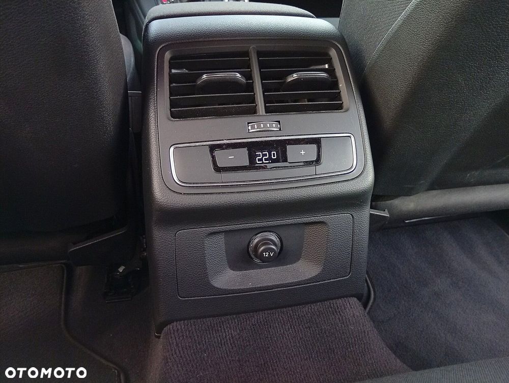 Audi A4 - 12