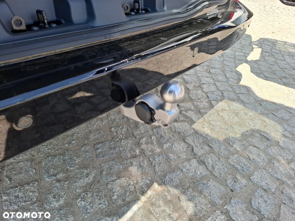 Volkswagen Caravelle 2.0 TDI L2 4Motion Style - 6