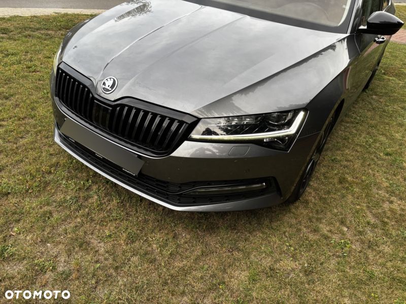 Skoda Superb 2.0 TDI SCR 4x4 Style DSG - 4