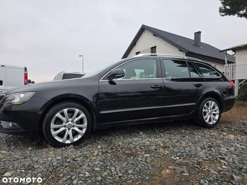 Skoda Superb 2.0 TDI Ambition Outdoor DSG - 24