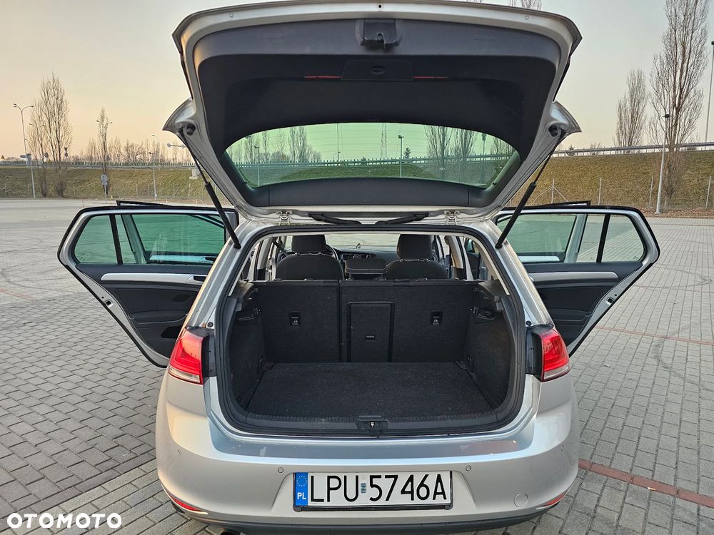 Volkswagen Golf 1.2 TSI BlueMotion Technology Cup - 23