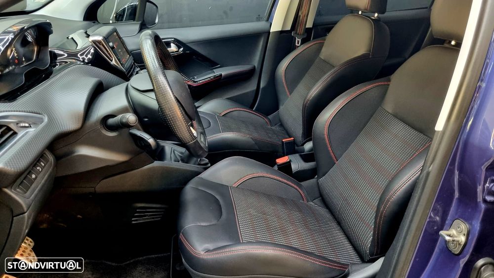 Peugeot 208 1.6 BlueHDi GT Line - 14