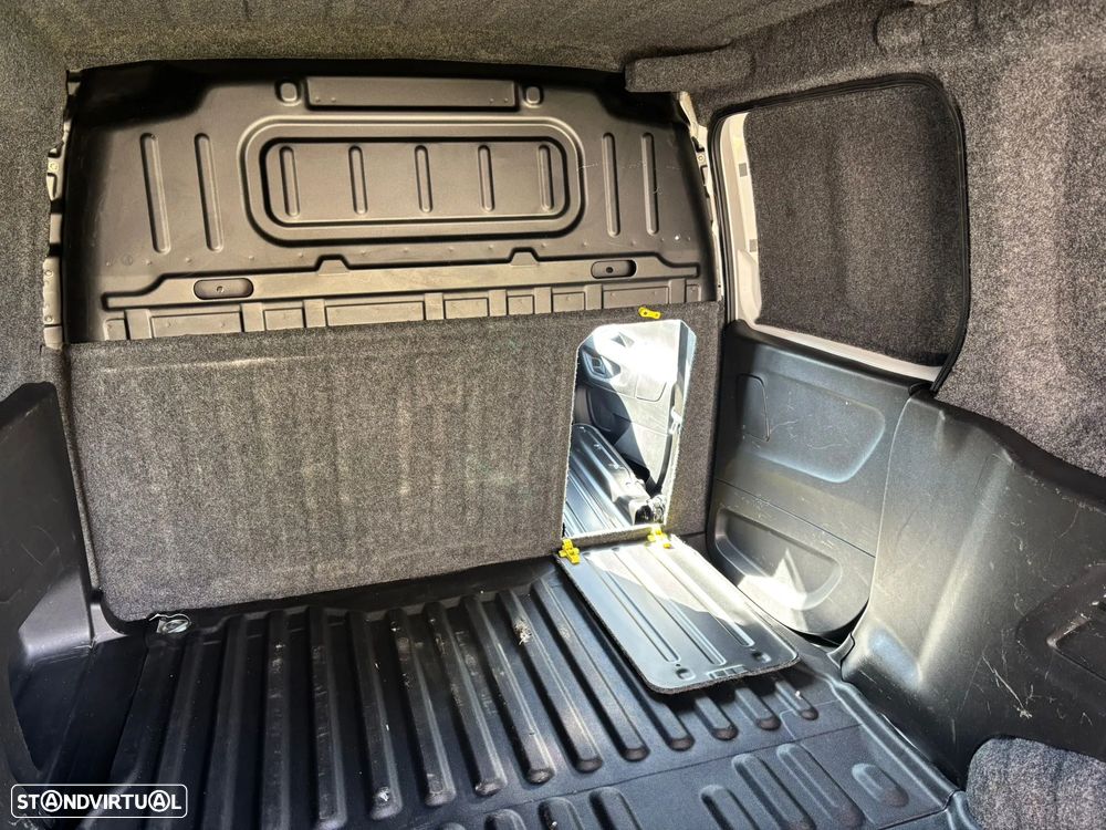 Opel Combo 1.5 102cv 3 LUG - LONGA - AC - IVA DEDUTÍVEL - 15