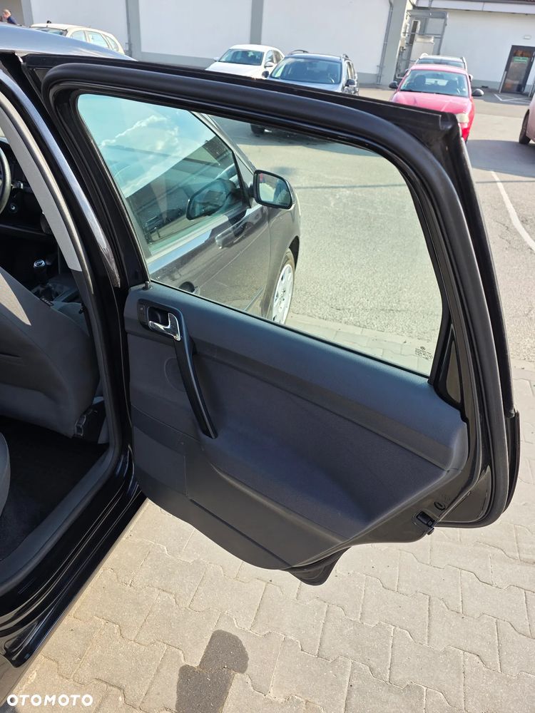 Volkswagen Polo 1.4 Comfortline - 15