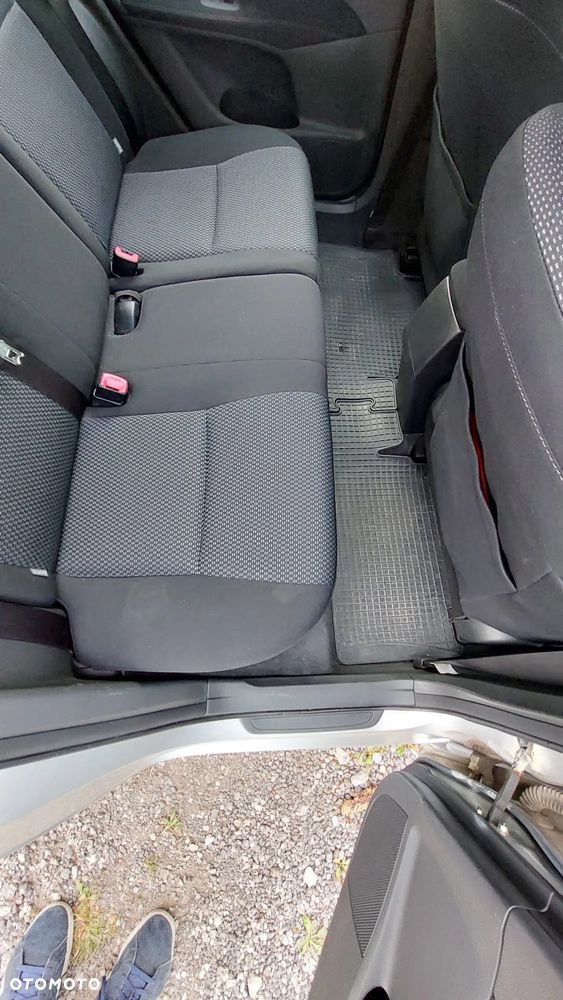 Toyota Auris 1.6 Dynamic - 5