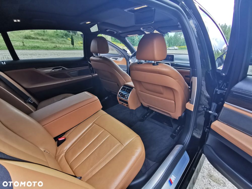 BMW Seria 7 - 17