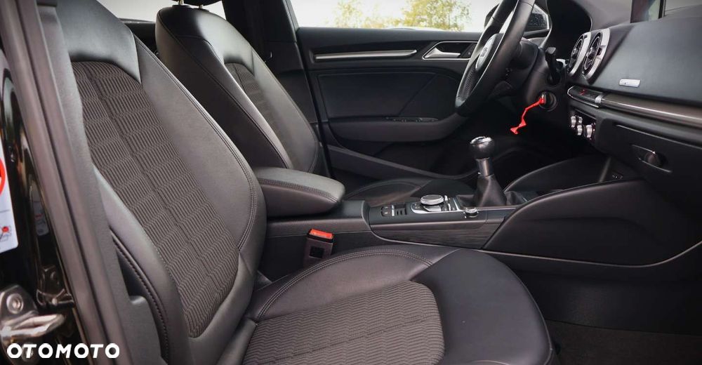 Audi A3 Sportback - 19