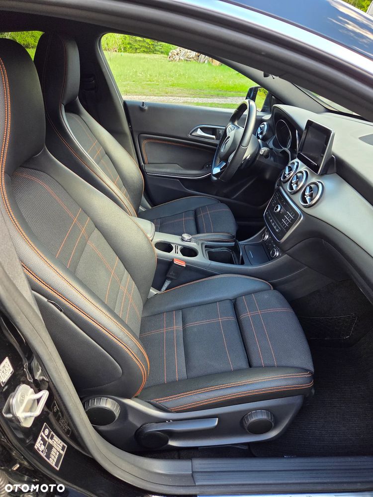 Mercedes-Benz CLA 220 (CDI) d 7G-DCT - 12