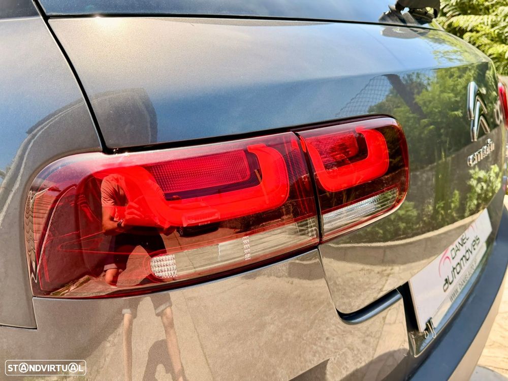 Citroën C4 Cactus 1.2 PureTech Shine EAT6 - 7