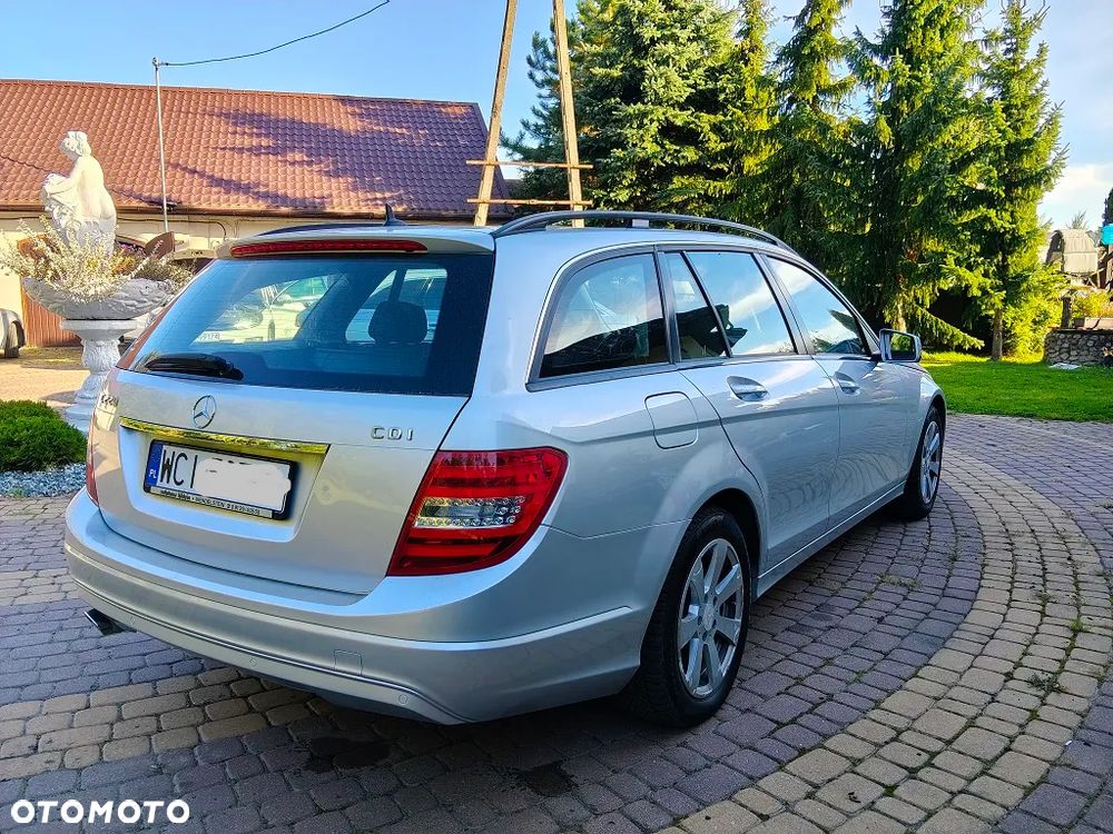 Mercedes-Benz Klasa C 220 CDI DPF (BlueEFFICIENCY) Elegance - 7