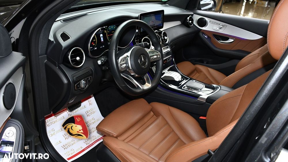 Mercedes-Benz GLC 300 e 4Matic 9G-TRONIC AMG Line - 9