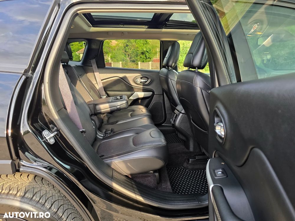 Jeep Cherokee 2.2 Multijet Active Drive I Automatik Night Eagle - 32