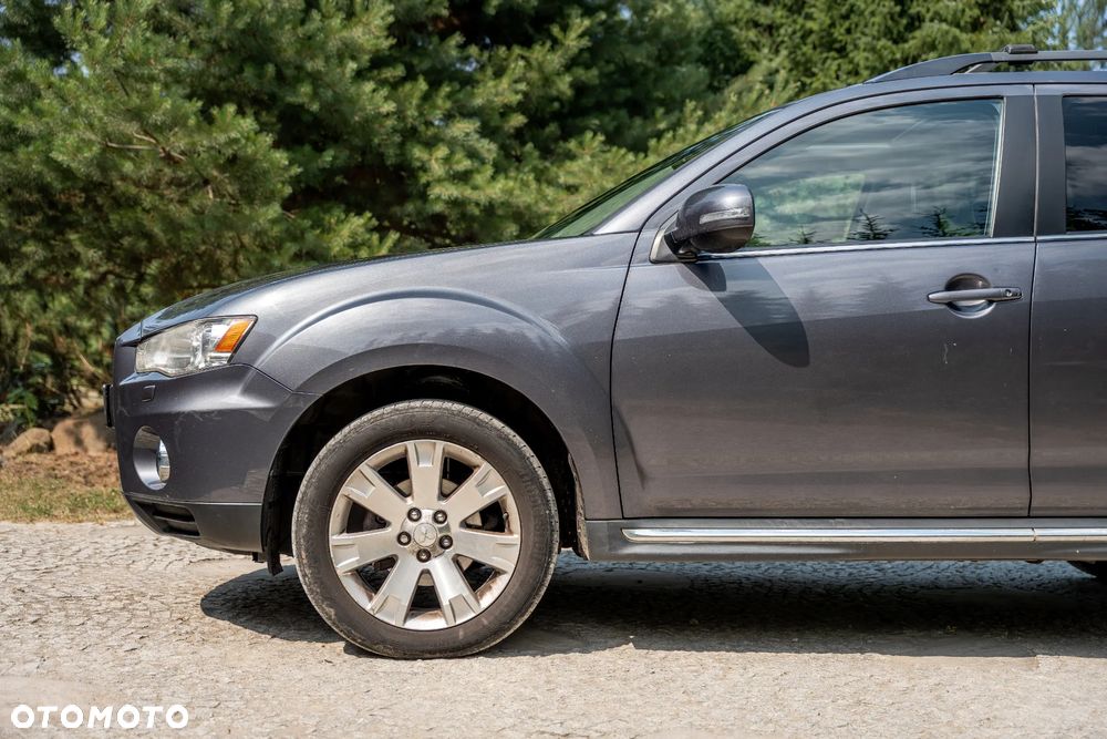 Mitsubishi Outlander 2.2 DID Intense EU5 - 16