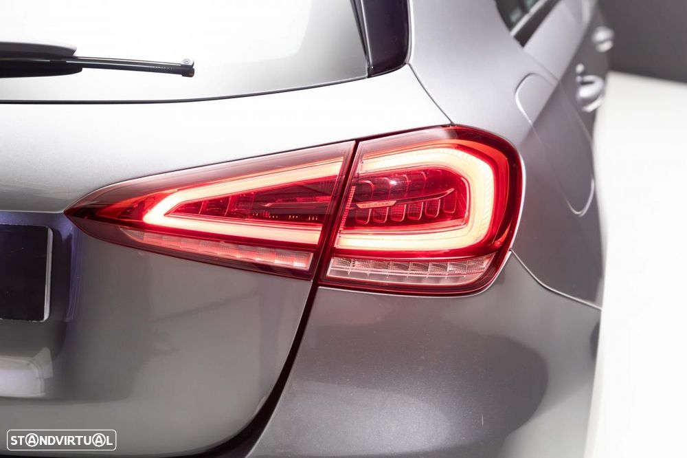 Mercedes-Benz A 250 e 8G-DCT AMG Line - 21