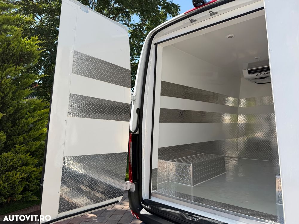 Mercedes-Benz Sprinter 414 CDI - 27
