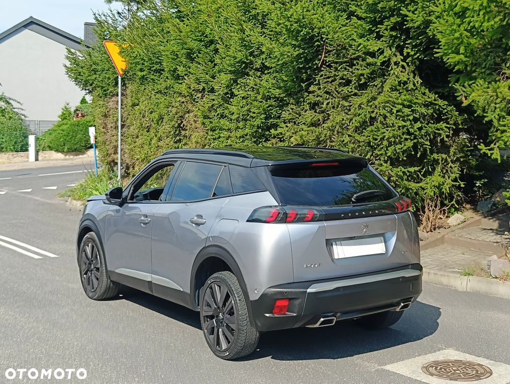 Peugeot 2008 PureTech 155 EAT8 GT - 3