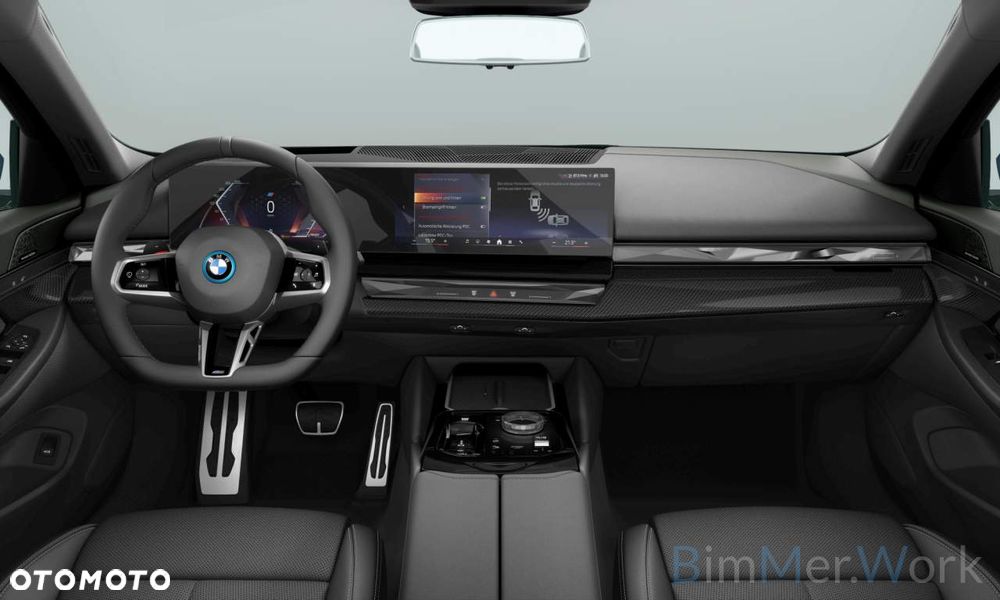 BMW Seria 5 550e xDrive PHEV M Sport - 3