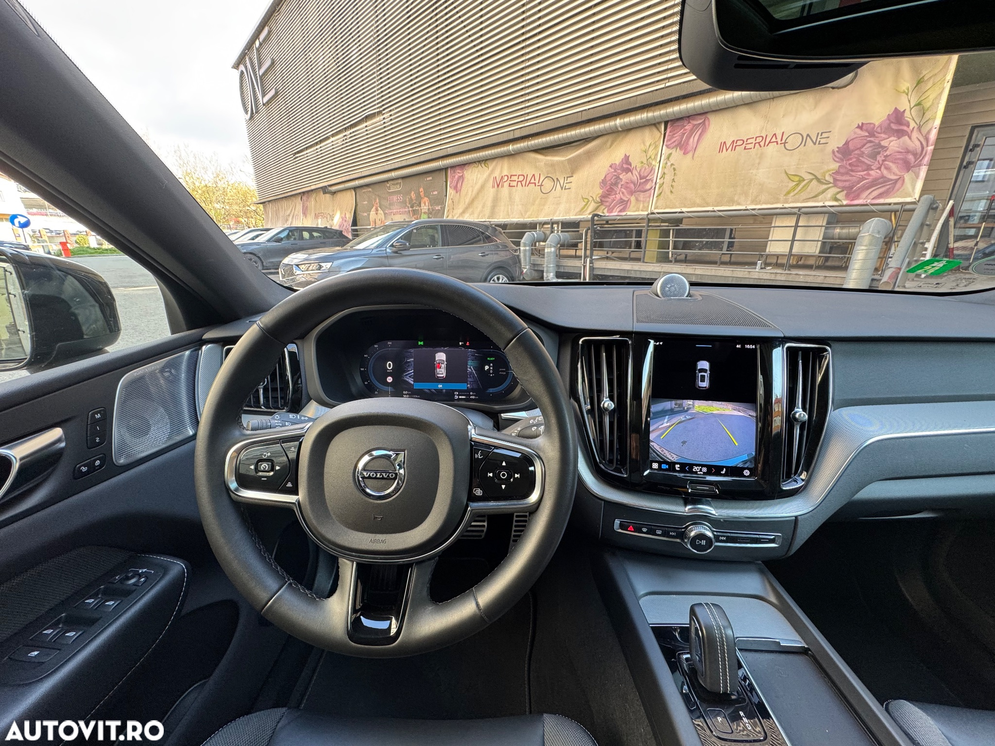 Volvo XC 60 T8 AWD Recharge Geartronic RDesign Expression - 14