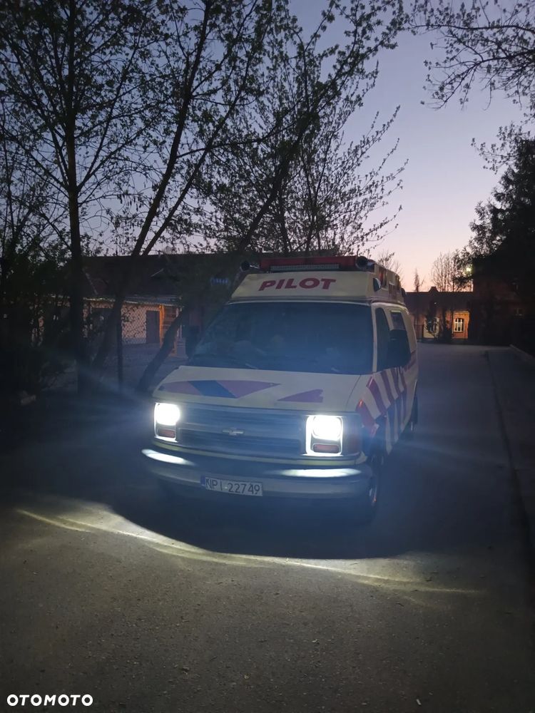 Chevrolet Express - 29