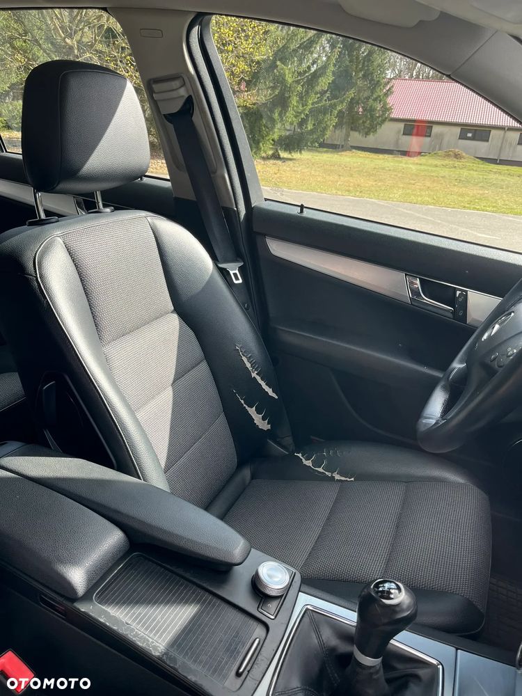 Mercedes-Benz Klasa C 180 Kompressor BlueEFFICIENCY - 12