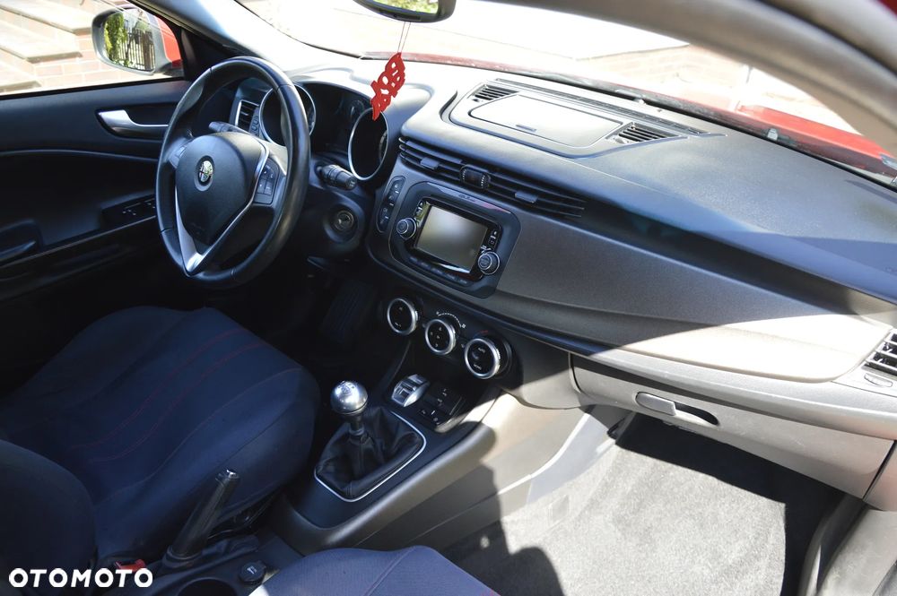 Alfa Romeo Giulietta 1.4 TB Distinctive - 8