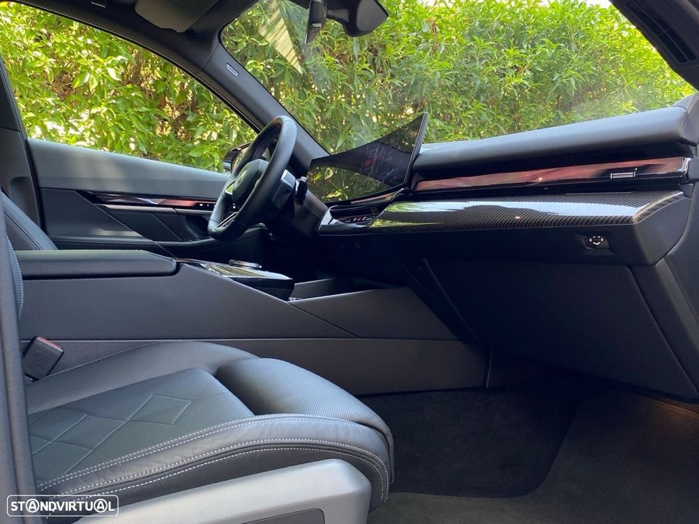 BMW i5 M60 xDrive Pack Desportivo M Pro - 21