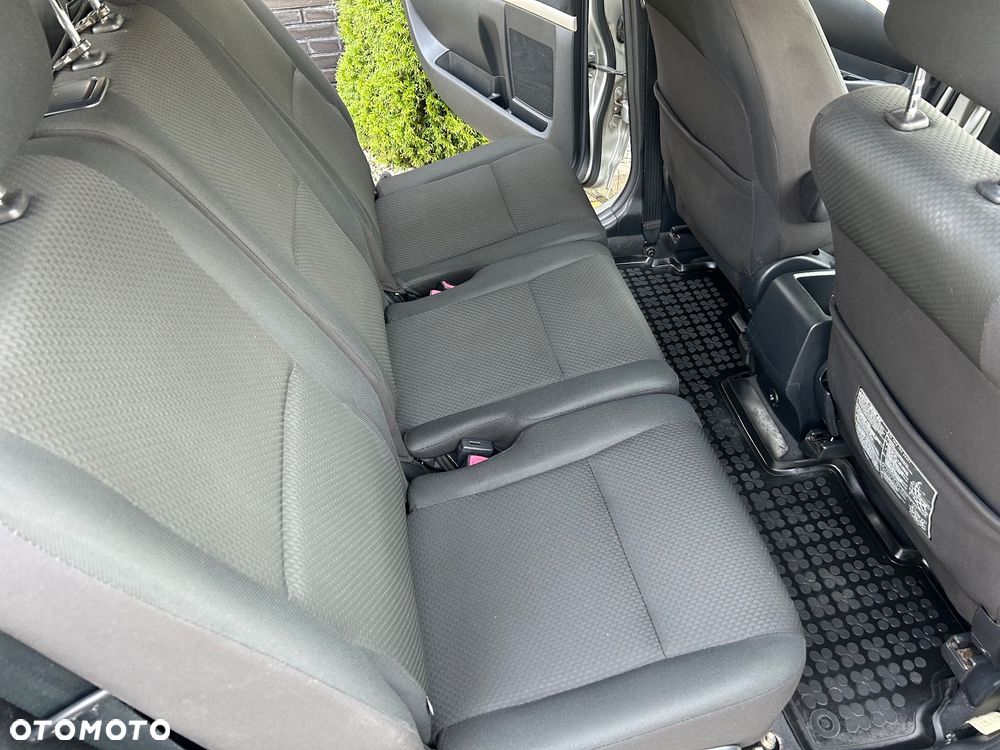 Toyota Corolla Verso 1.8 Edition - 9