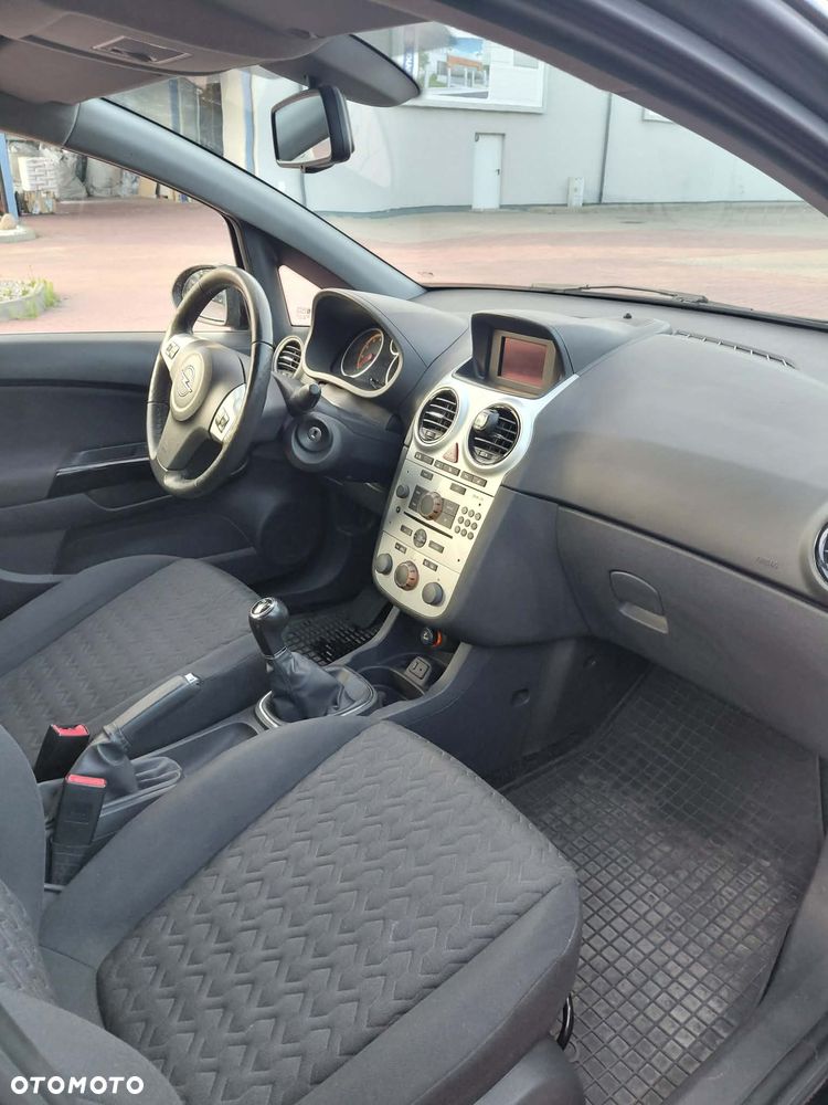 Opel Corsa 1.4 16V Active - 9