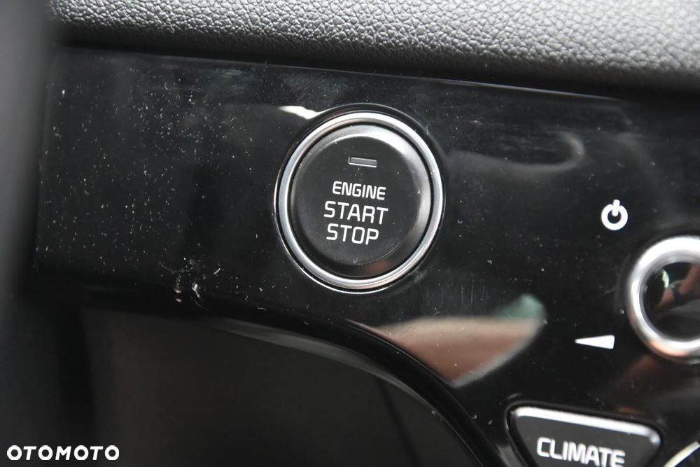 Kia Sportage 2.0 CRDI XL - 39