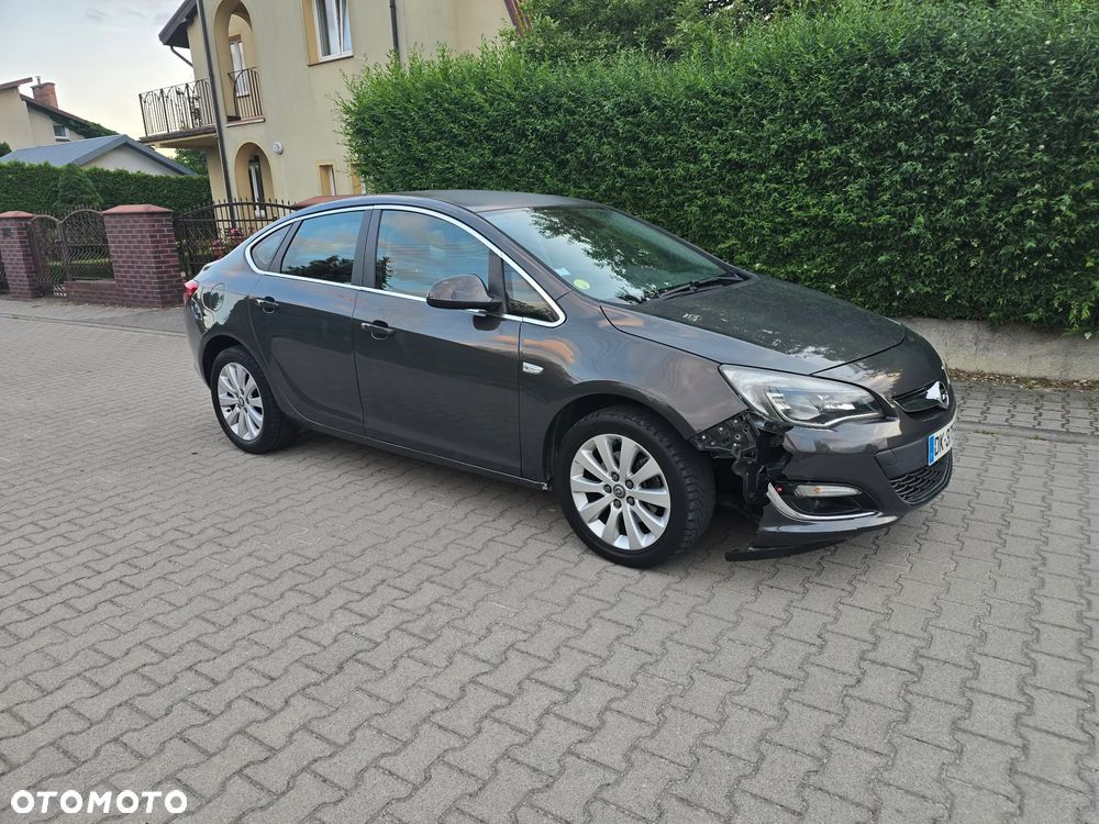 Opel Astra 1.6 CDTI DPF ecoFLEX Start/Stop Exklusiv - 15