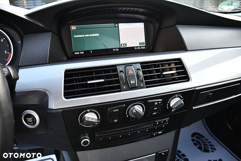 BMW Seria 5 520d Edition Fleet Exclusive - 13