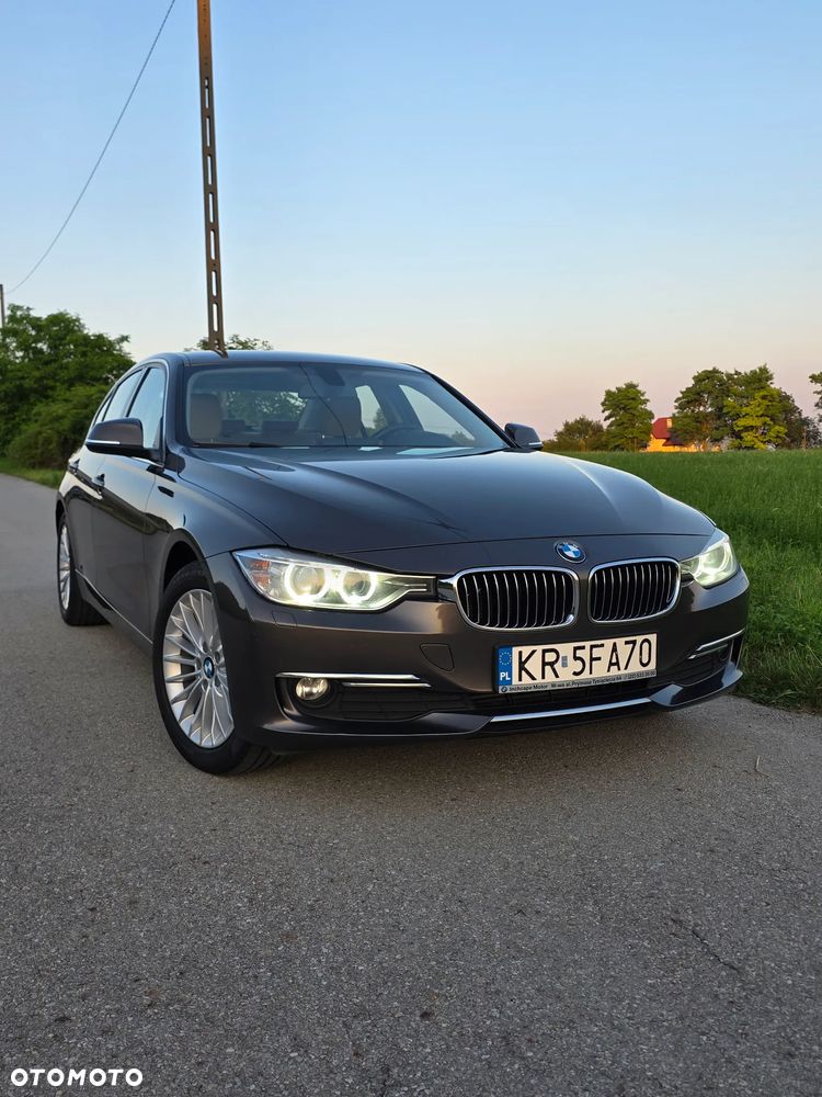 BMW Seria 3 320d xDrive - 8