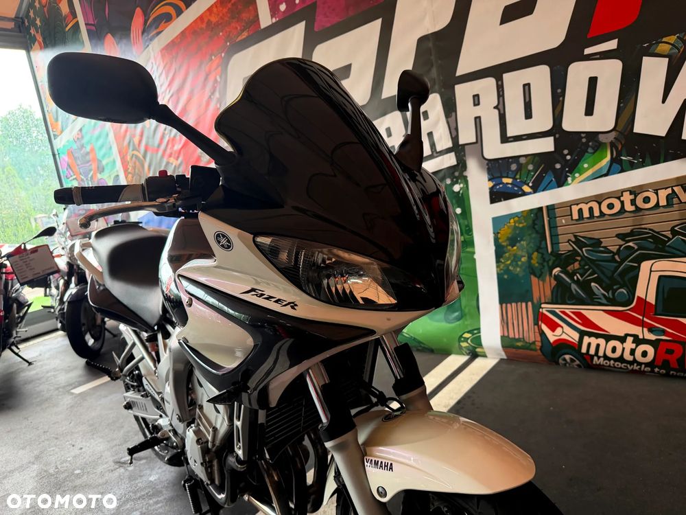 Yamaha FZ - 5