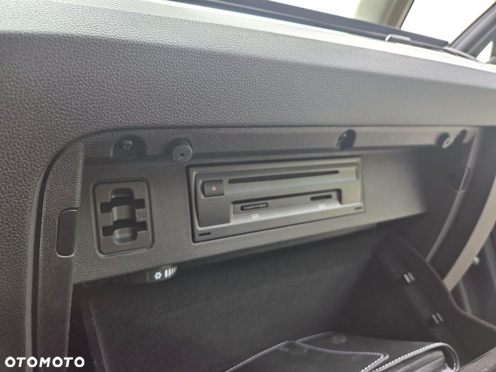 Volkswagen Passat 1.4 TSI BMT Comfortline - 30