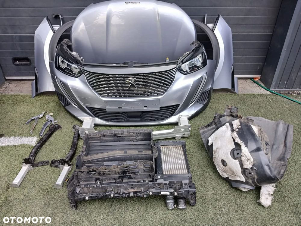 Maska błotniki reflektory przód Peugeot 2008 II kolor KCA demontaż
