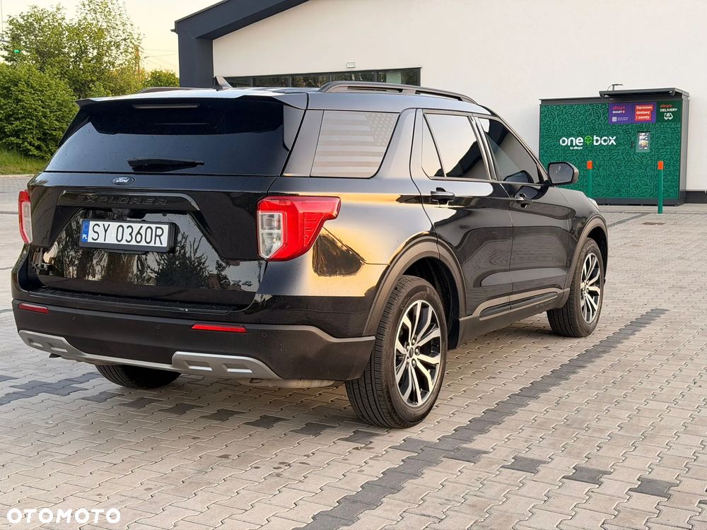 Ford Explorer - 4