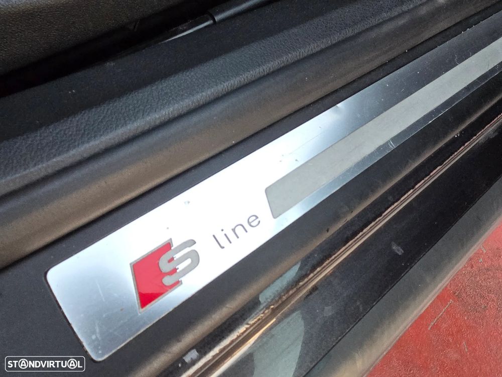 Audi A4 Avant 2.0 TDI S-line - 9